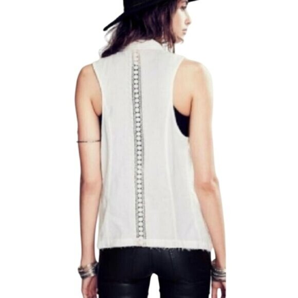 Free People White Distressed Linen Blend Eyelet Vest - Picture 4 of 5